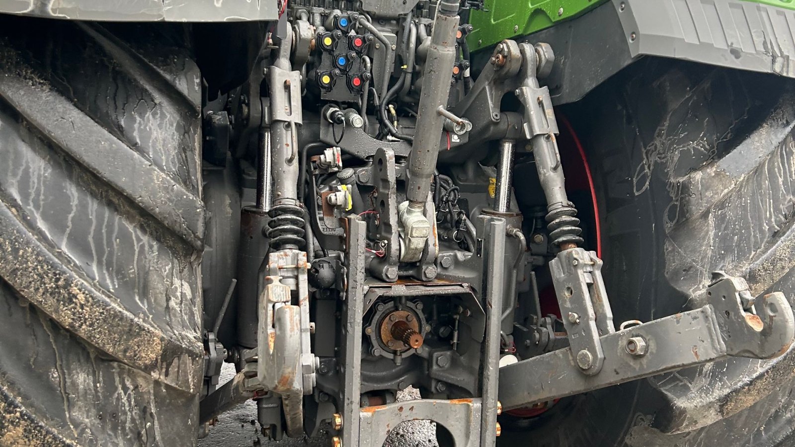 Traktor of the type Fendt 1038 S4 Profi Plus, Gebrauchtmaschine in Rødekro (Picture 9)