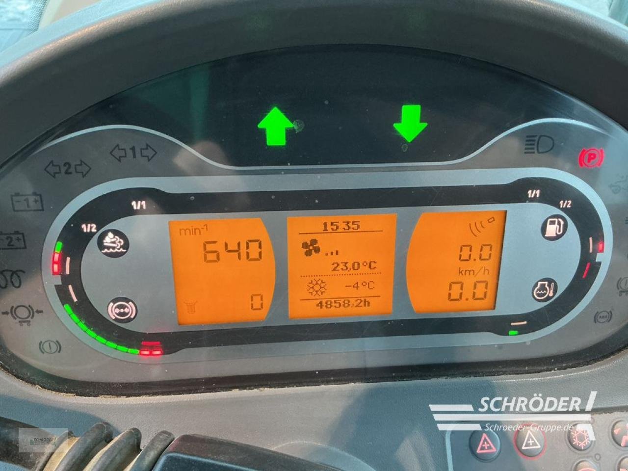 Traktor typu Fendt 1042 GEN2 PROFI PLUS +ZWILLINGSBEREIFUNG, Gebrauchtmaschine v Friedland (Obrázek 9)