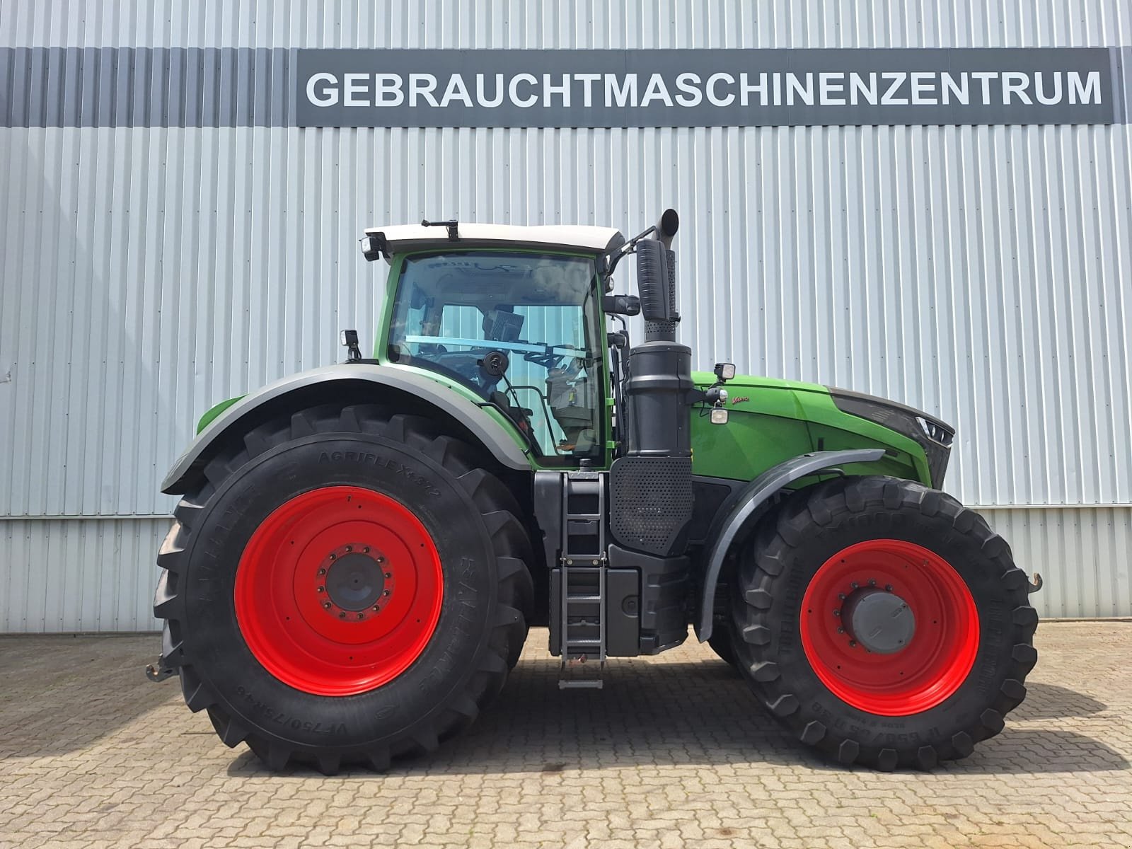 Traktor типа Fendt 1042 Vario S4 Profi+, Gebrauchtmaschine в Holle- Grasdorf (Фотография 2)