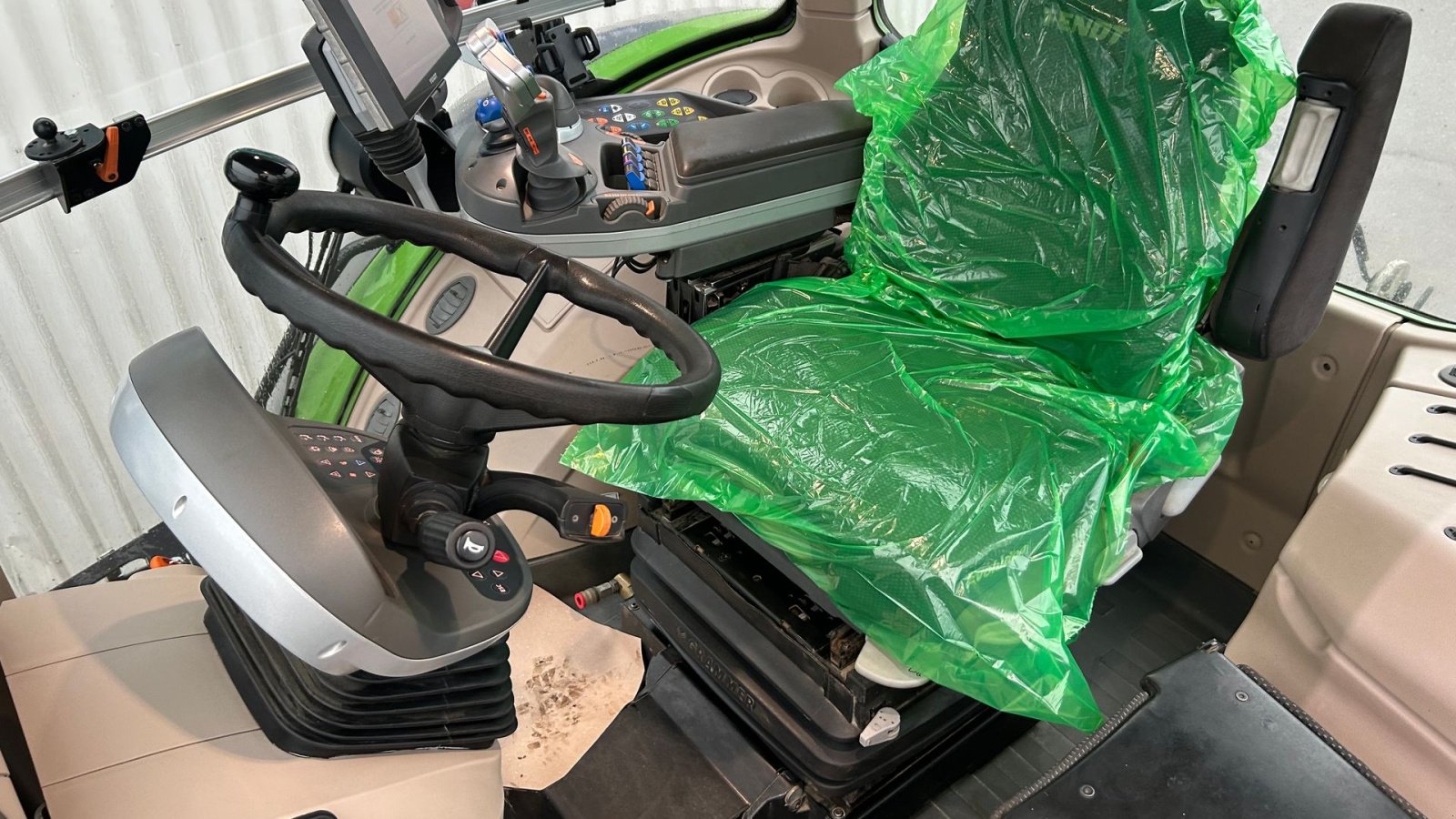 Traktor a típus Fendt 1042 Vario S4 Profi Plus Vendeudstyr/Rüfa VarioGrip, Gebrauchtmaschine ekkor: Rødekro (Kép 11)