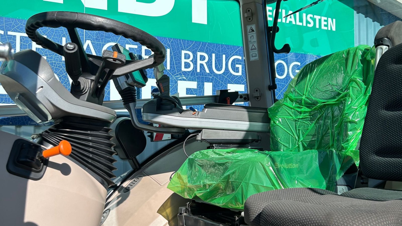 Traktor des Typs Fendt 1046 Vario S4 PROFI Gen 2 Vendeudstyr/Rüfa, Gebrauchtmaschine in Rødekro (Bild 11)