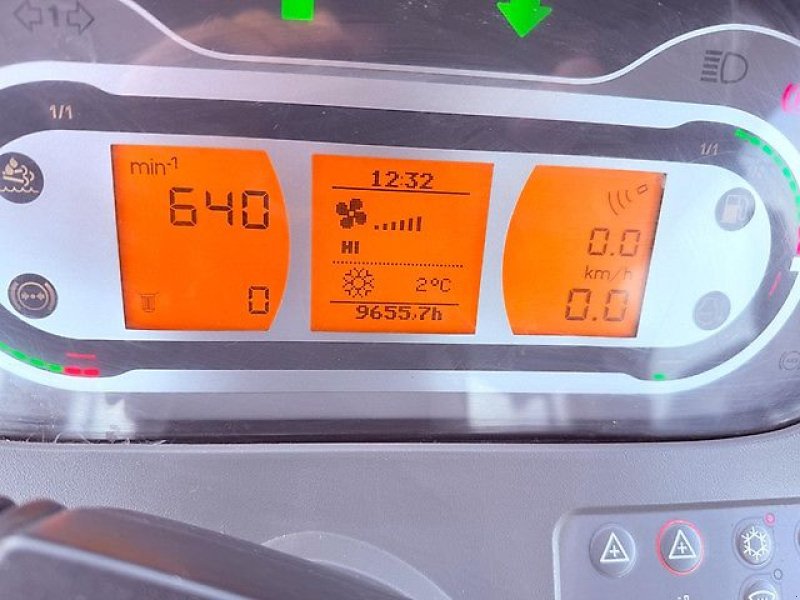 Traktor des Typs Fendt 1046, Gebrauchtmaschine in Kaunas (Bild 14)