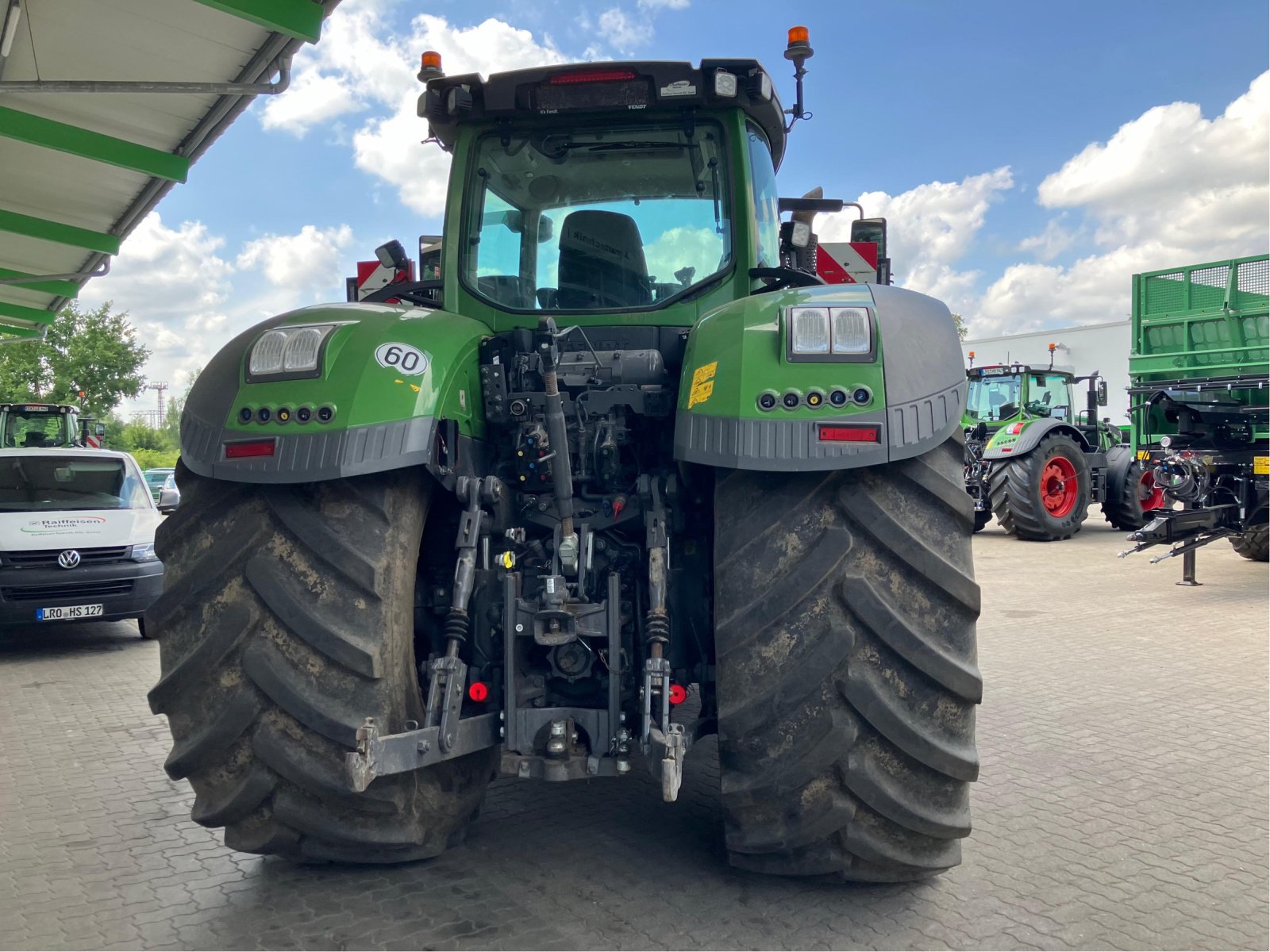 Traktor des Typs Fendt 1050 Gen 2, Gebrauchtmaschine in Elmenhorst-Lanken (Bild 6)