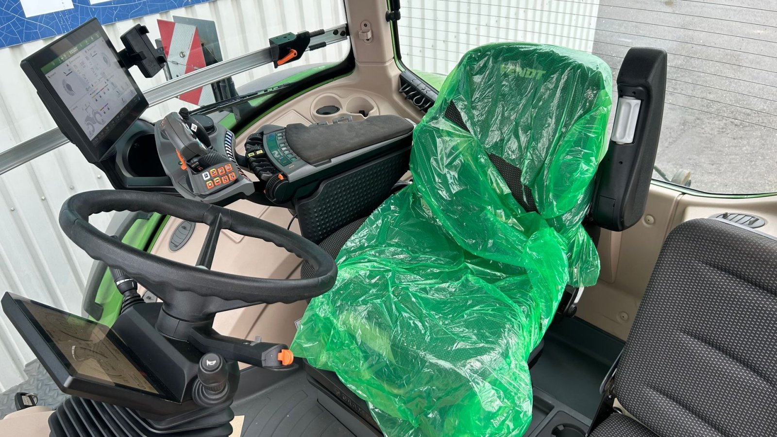 Traktor du type Fendt 1050 Gen3 Profi Plus Setting 2, Gebrauchtmaschine en Rødekro (Photo 11)