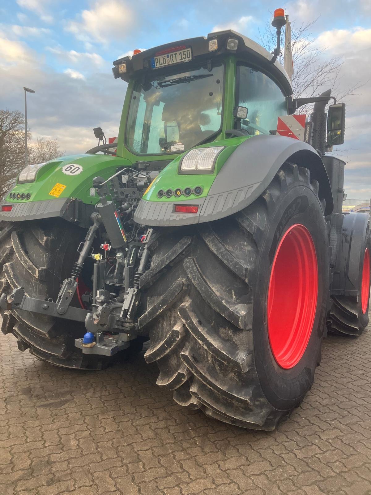 Traktor tipa Fendt 1050 Vario Gen3 Profi +, Gebrauchtmaschine u Eutin (Slika 4)