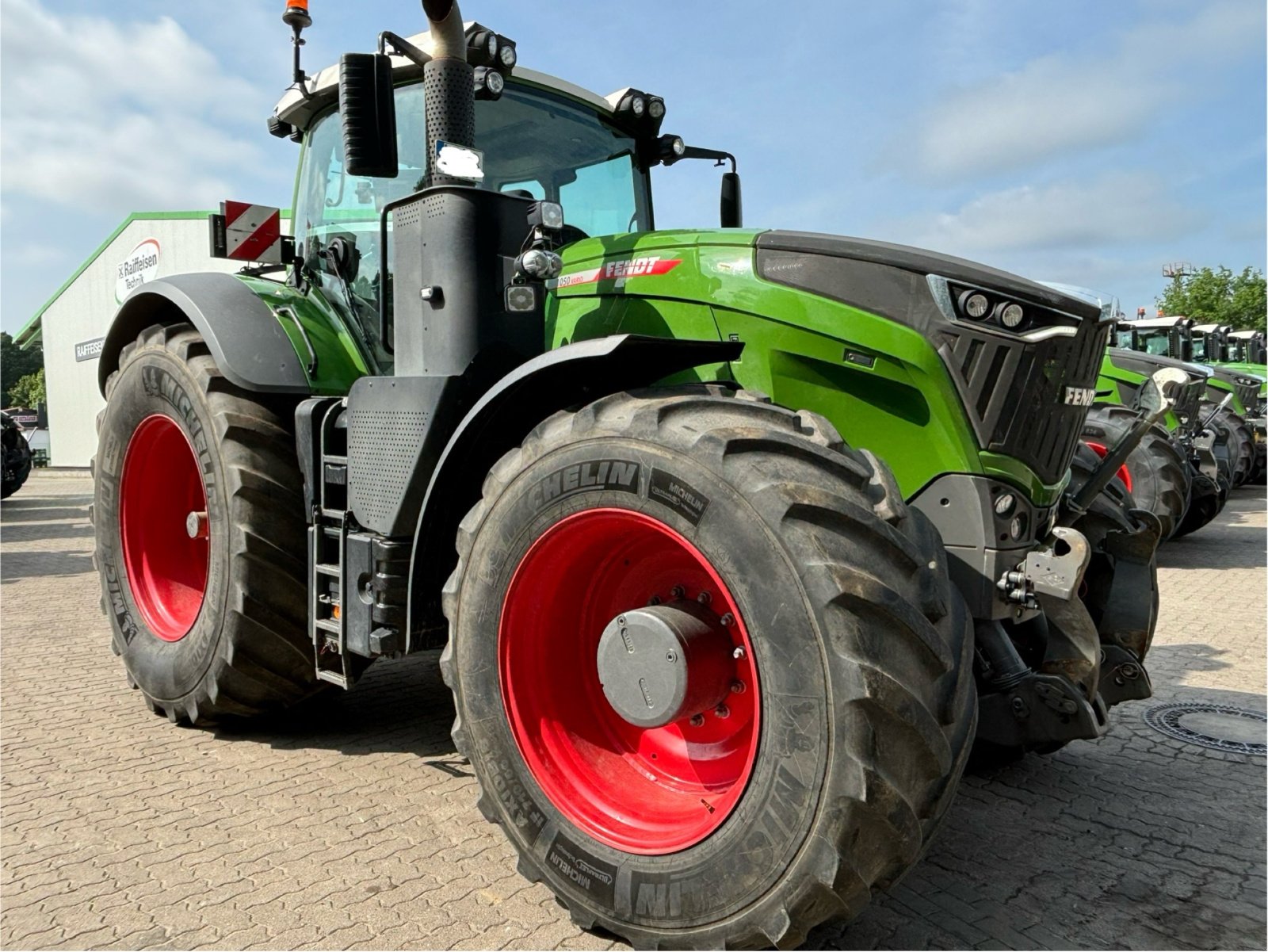 Traktor des Typs Fendt 1050 Vario Gen3 Profi+, Gebrauchtmaschine in Bützow (Bild 5)