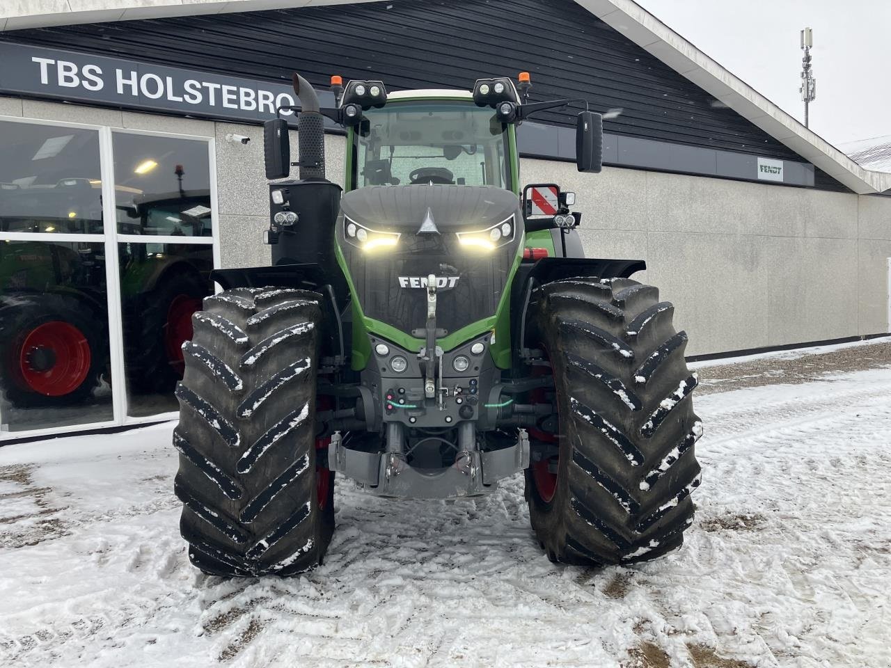 Traktor of the type Fendt 1050 VARIO GEN3, Gebrauchtmaschine in Holstebro (Picture 8)
