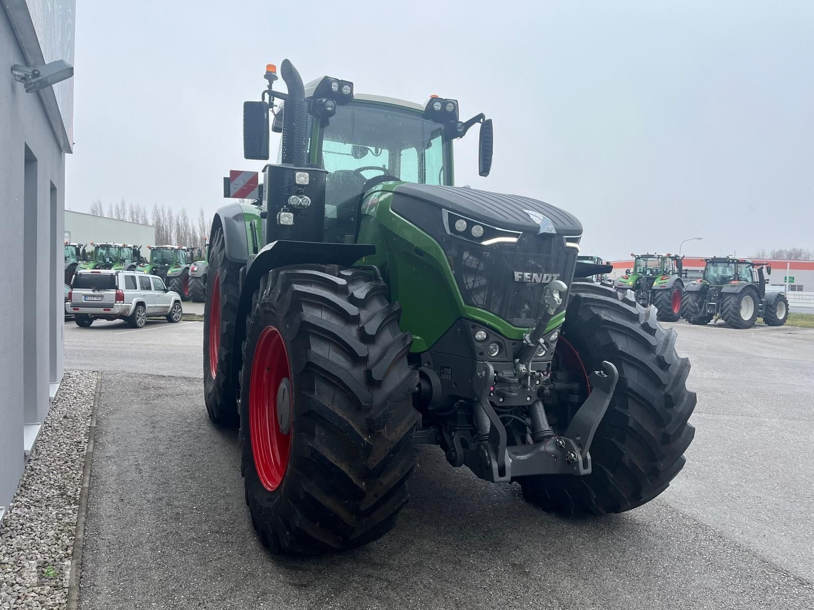 Traktor des Typs Fendt 1050 Vario gen3, Gebrauchtmaschine in Markt Hartmannsdorf (Bild 2)