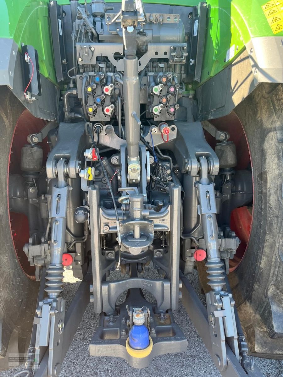 Traktor типа Fendt 1050 Vario ProfiPlus, Gebrauchtmaschine в Gerasdorf (Фотография 12)