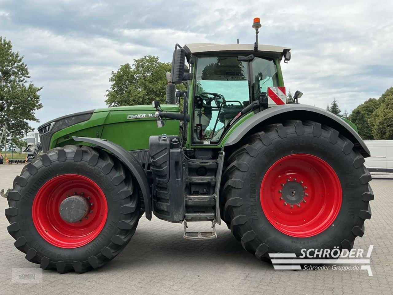 Traktor typu Fendt 1050 VARIO S4 PROFI PLUS - MOTOR NEU, Gebrauchtmaschine v Friedland (Obrázek 5)
