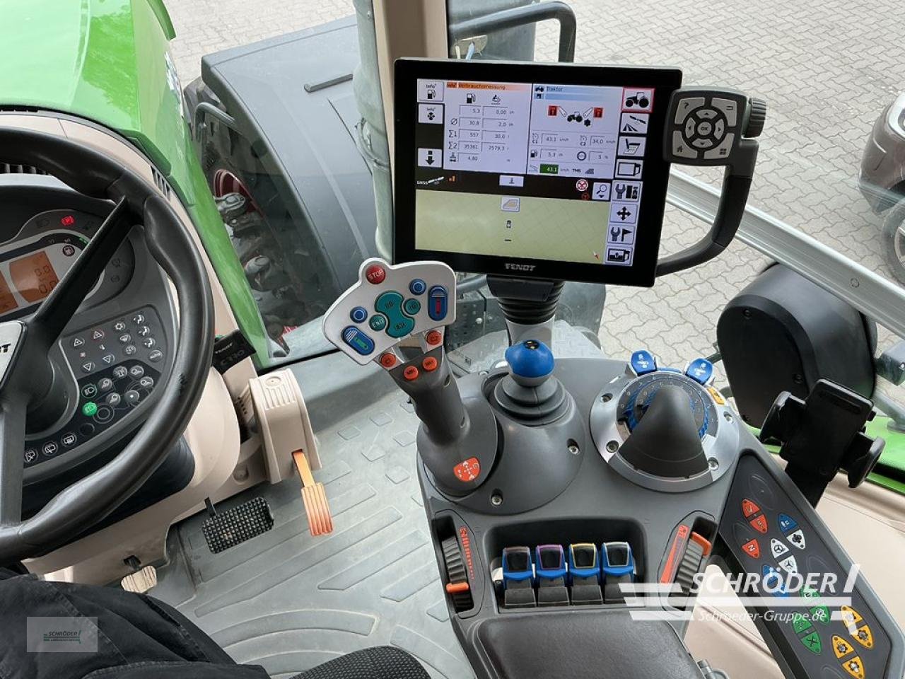 Traktor typu Fendt 1050 VARIO S4 PROFI PLUS - MOTOR NEU, Gebrauchtmaschine v Friedland (Obrázek 26)