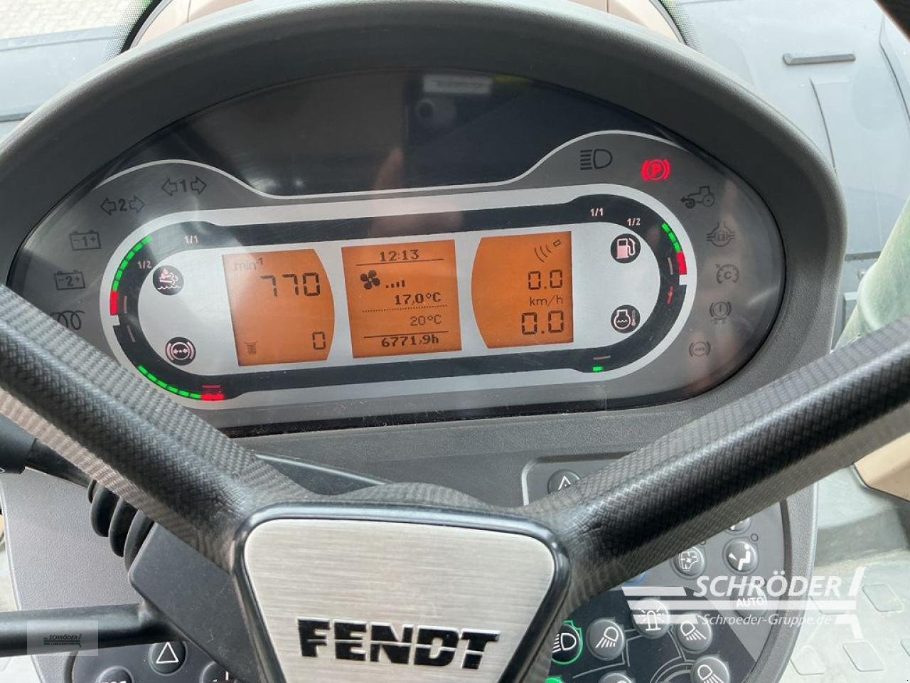 Traktor typu Fendt 1050 VARIO S4 PROFI PLUS - MOTOR NEU, Gebrauchtmaschine v Friedland (Obrázek 29)