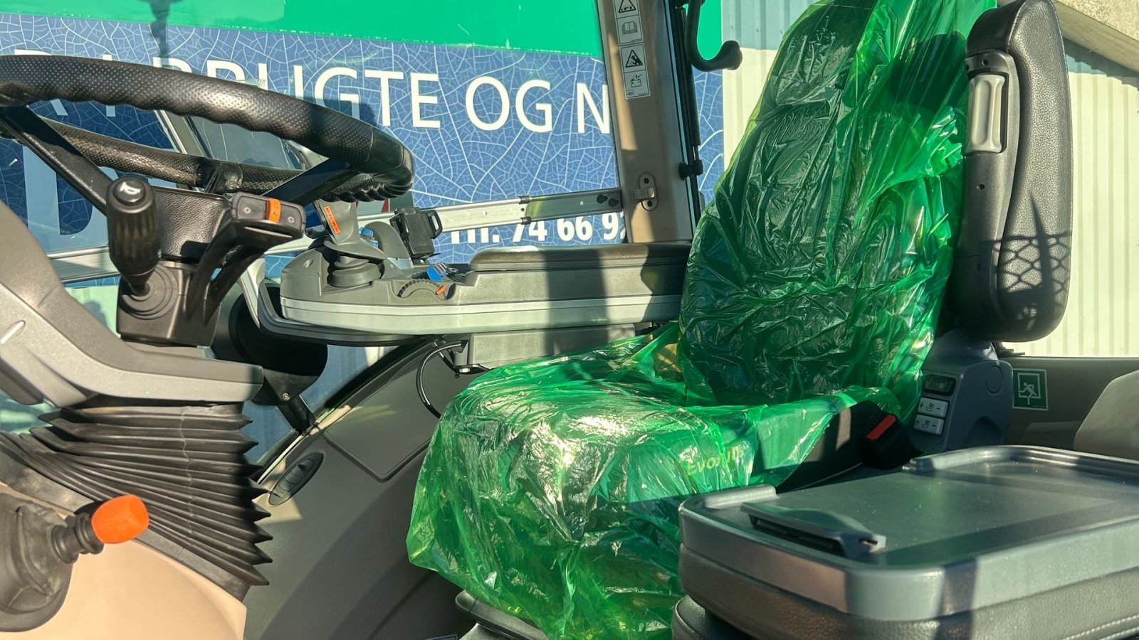 Traktor of the type Fendt 1050 Vario S4 PROFI PLUS VarioGrip, Gebrauchtmaschine in Rødekro (Picture 12)