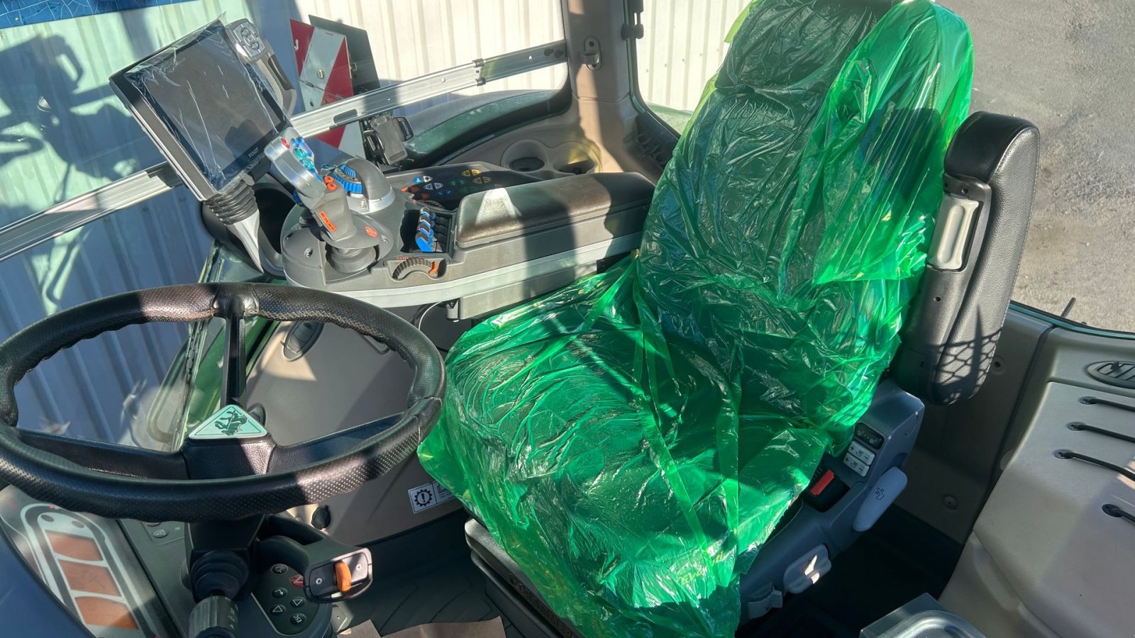 Traktor of the type Fendt 1050 Vario S4 PROFI PLUS VarioGrip, Gebrauchtmaschine in Rødekro (Picture 11)