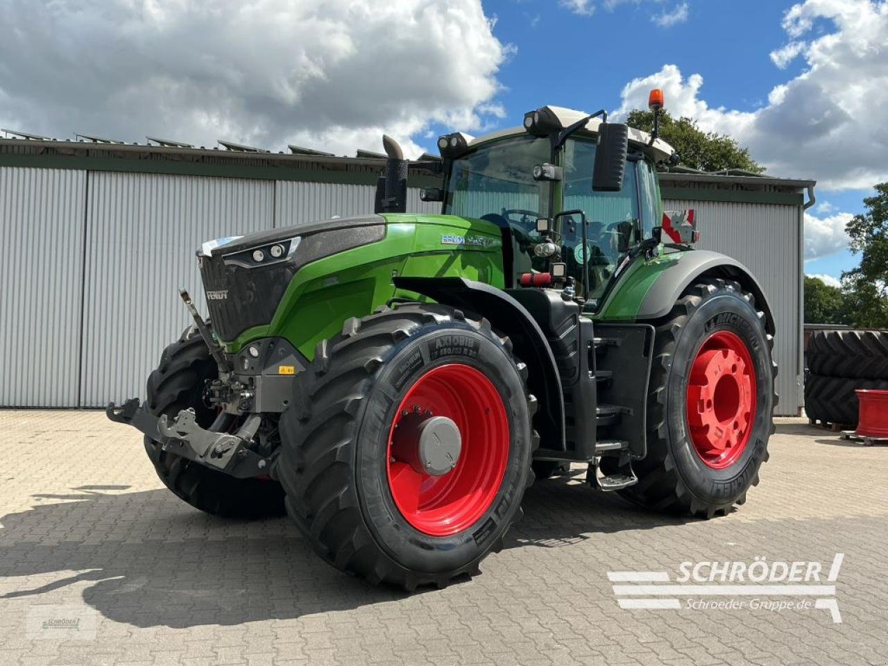 Traktor of the type Fendt 1050 VARIO S4 PROFI PLUS, Gebrauchtmaschine in Lastrup (Picture 1)