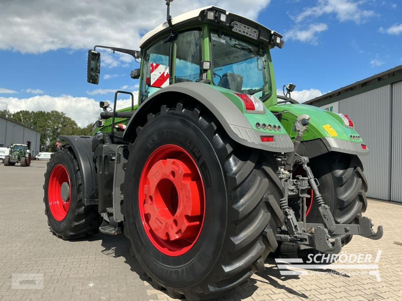 Traktor of the type Fendt 1050 VARIO S4 PROFI PLUS, Gebrauchtmaschine in Lastrup (Picture 9)