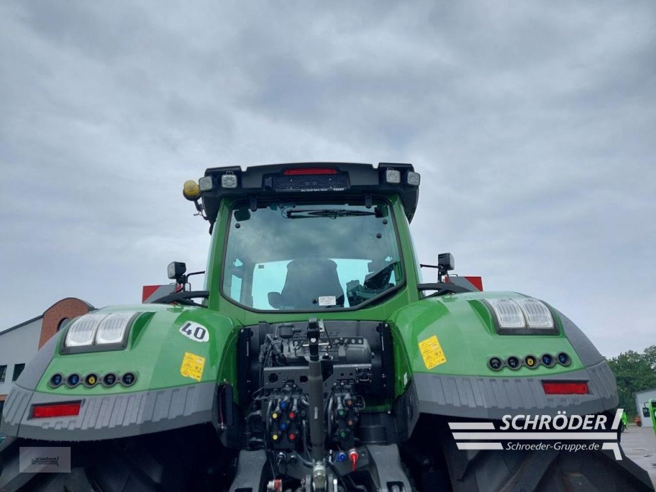 Traktor типа Fendt 1050 VARIO S4 PROFI PLUS, Gebrauchtmaschine в Lastrup (Фотография 9)