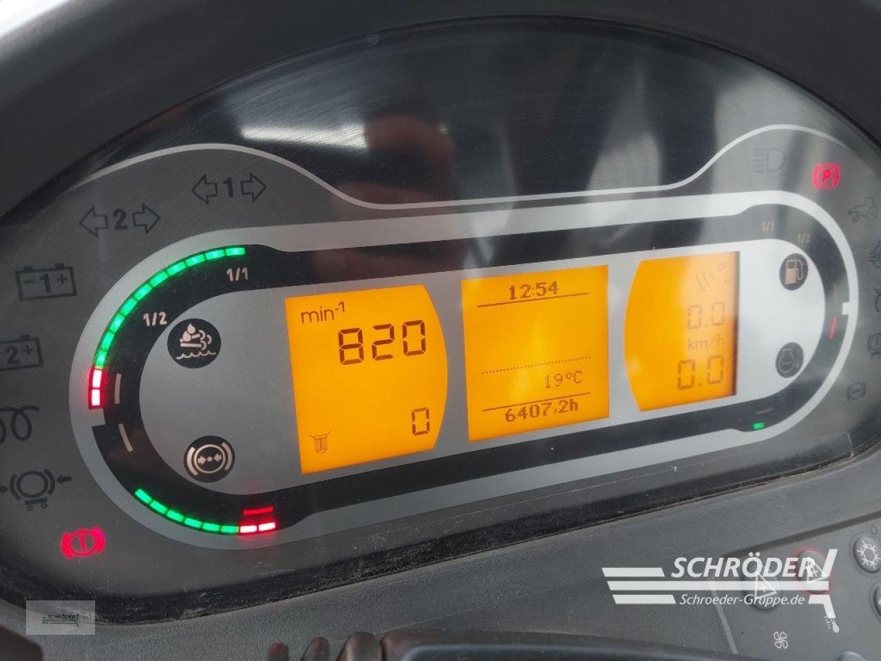 Traktor типа Fendt 1050 VARIO S4 PROFI PLUS, Gebrauchtmaschine в Lastrup (Фотография 23)