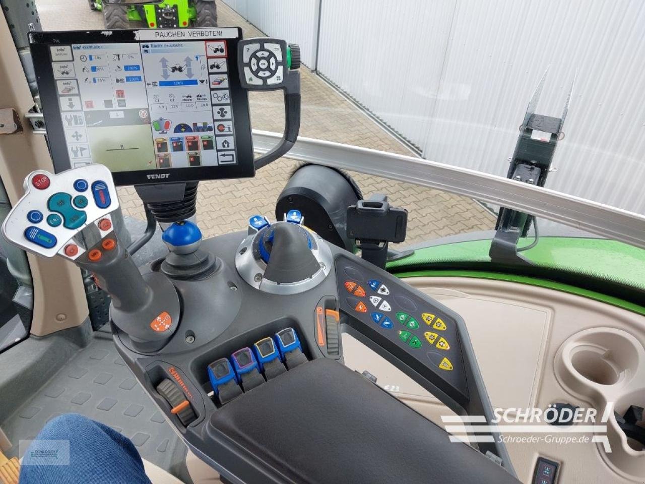 Traktor типа Fendt 1050 VARIO S4 PROFI PLUS, Gebrauchtmaschine в Lastrup (Фотография 25)