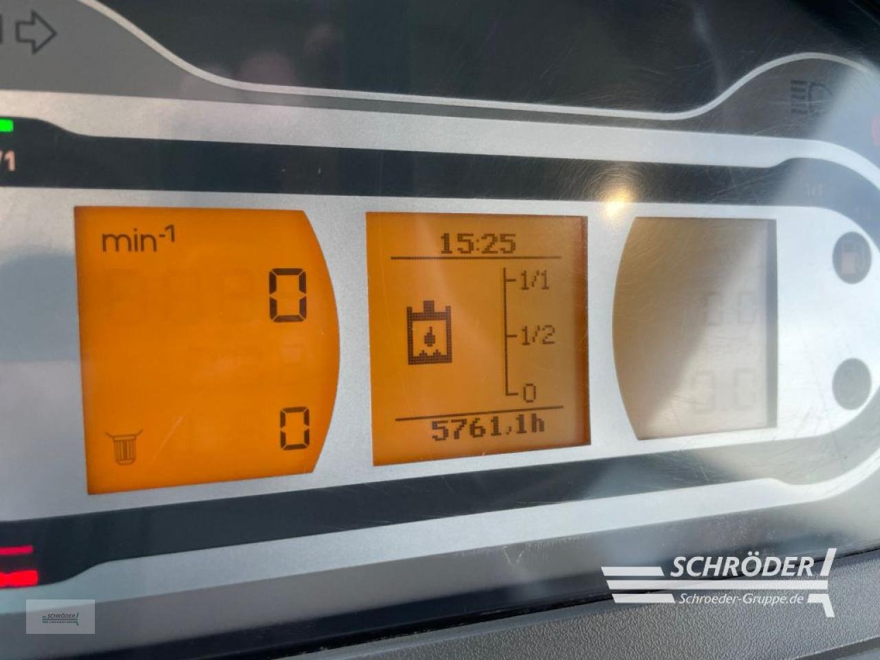 Traktor типа Fendt 1050 VARIO S4 PROFI PLUS, Gebrauchtmaschine в Wardenburg (Фотография 13)