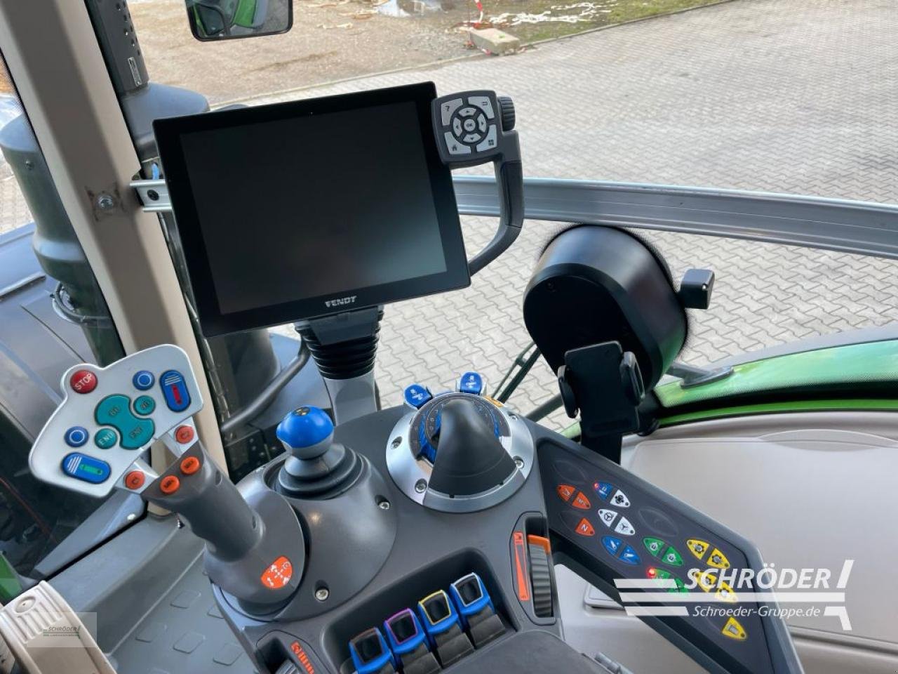 Traktor типа Fendt 1050 VARIO S4 PROFI PLUS, Gebrauchtmaschine в Wardenburg (Фотография 14)