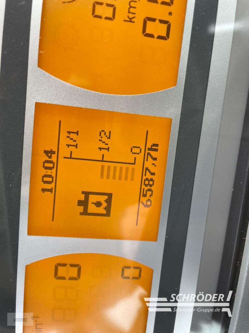 Traktor des Typs Fendt 1050 VARIO S4 PROFI PLUS, Gebrauchtmaschine in Wildeshausen (Bild 12)