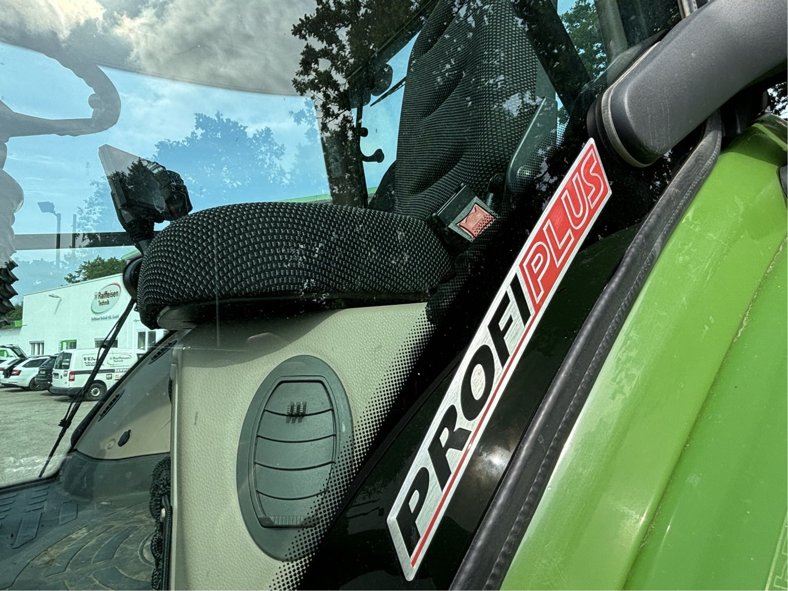Traktor des Typs Fendt 1050 Vario S4 ProfiPlus, Gebrauchtmaschine in Bützow (Bild 7)
