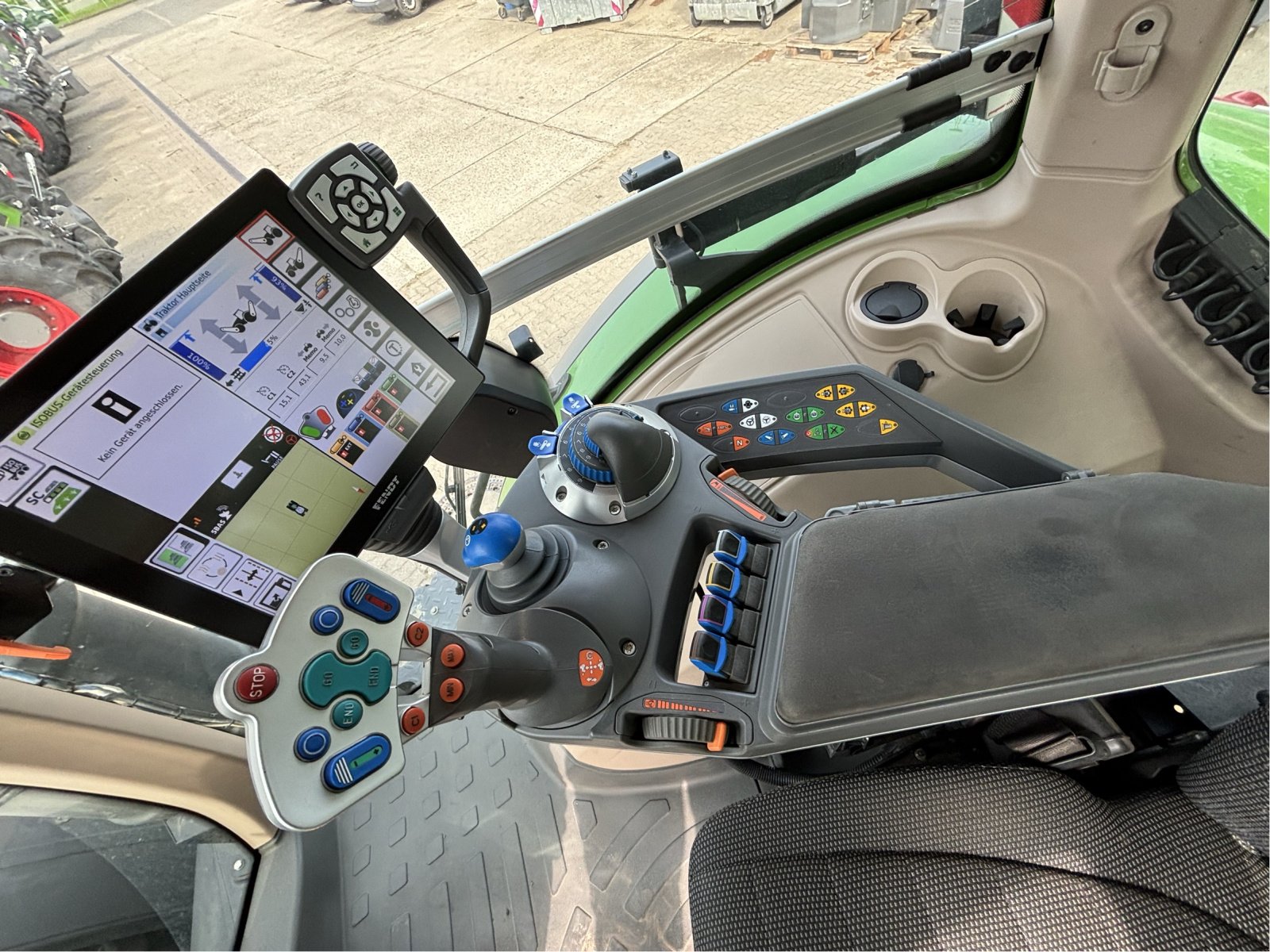 Traktor des Typs Fendt 1050 Vario S4 ProfiPlus, Gebrauchtmaschine in Bützow (Bild 10)