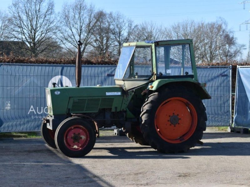Traktor типа Fendt 106, Gebrauchtmaschine в Antwerpen (Фотография 1)