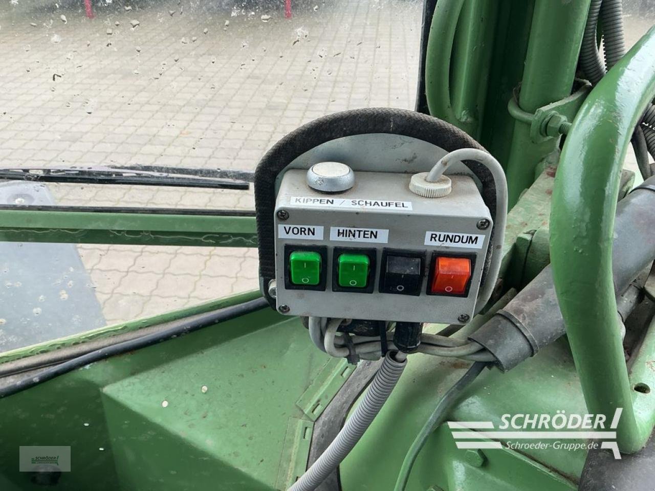 Traktor типа Fendt 108 FWA 278S, Gebrauchtmaschine в Hemmoor (Фотография 18)