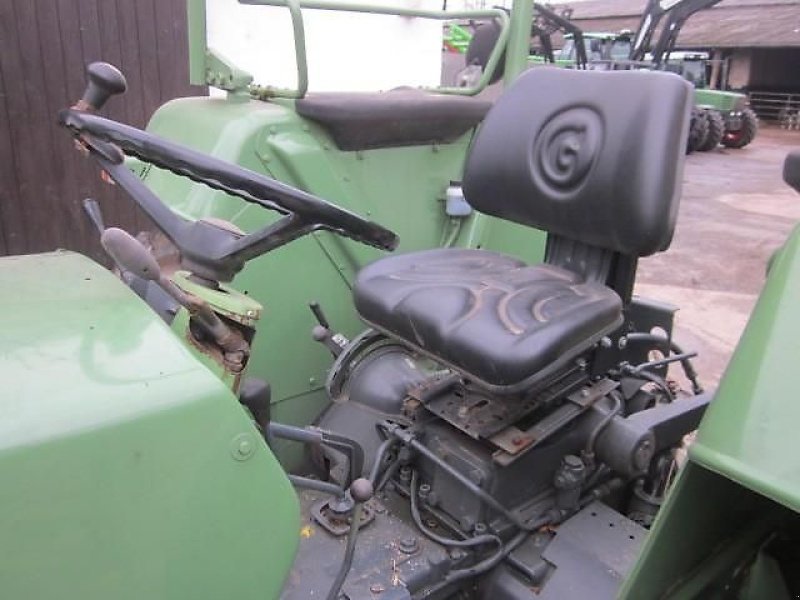 Traktor des Typs Fendt 108, Gebrauchtmaschine in Ziegenhagen (Bild 4)