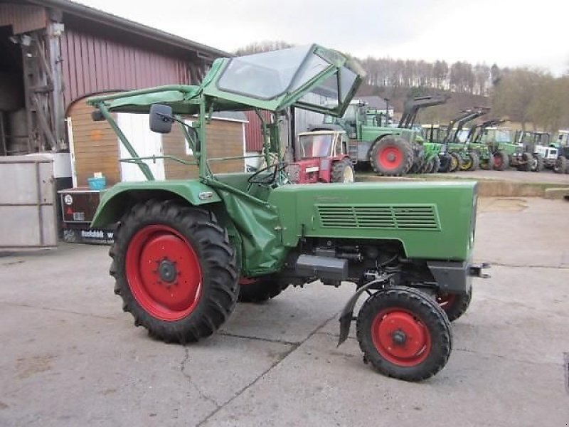 Traktor typu Fendt 2 S, Gebrauchtmaschine w Ziegenhagen (Zdjęcie 2)