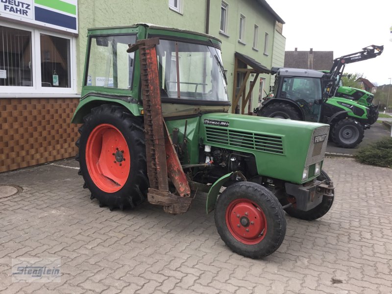 Traktor tipa Fendt 200 S, Gebrauchtmaschine u Kasendorf