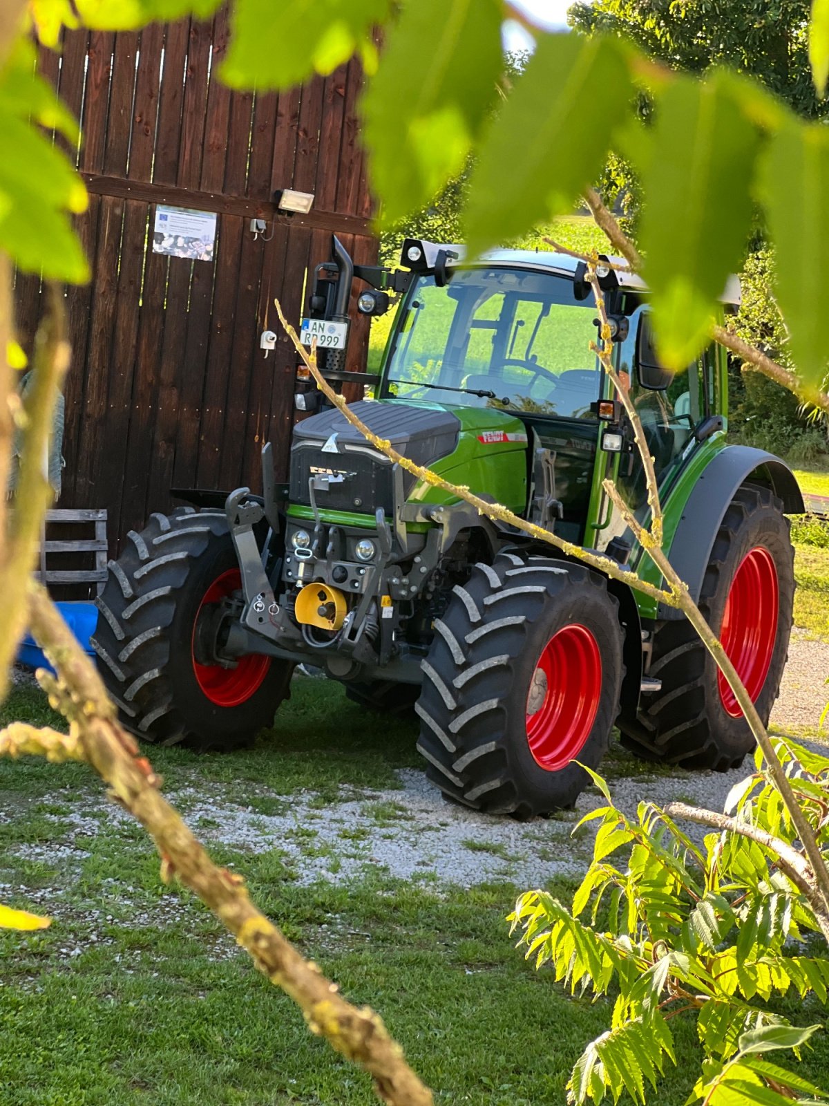 Traktor του τύπου Fendt 207 Vario, Gebrauchtmaschine σε Lichtenau (Φωτογραφία 1)