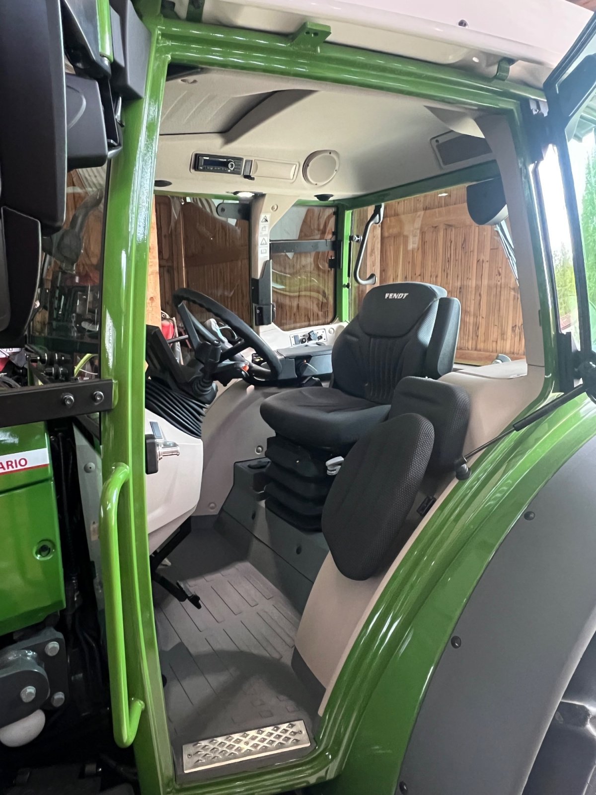 Traktor za tip Fendt 207 Vario, Gebrauchtmaschine u Lichtenau (Slika 15)