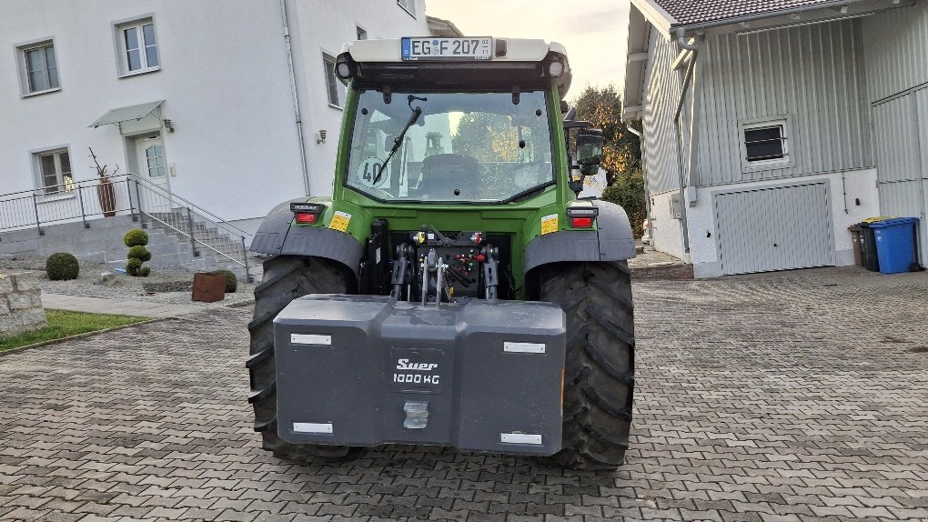 Traktor des Typs Fendt 207 Vario, Gebrauchtmaschine in Unterdietfurt (Bild 4)