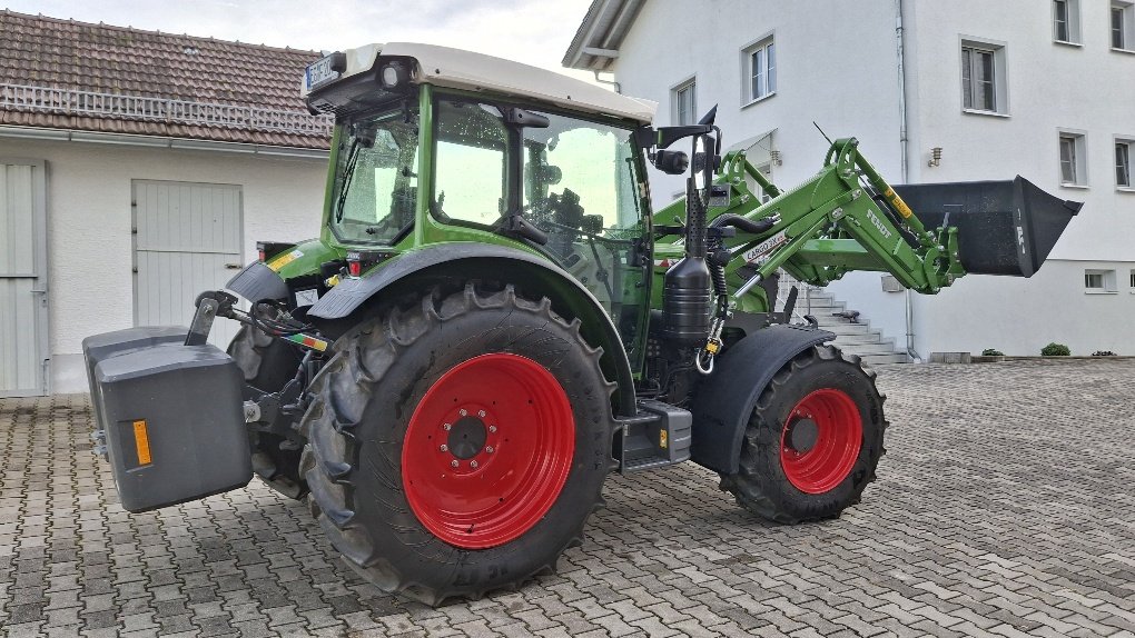 Traktor des Typs Fendt 207 Vario, Gebrauchtmaschine in Unterdietfurt (Bild 5)
