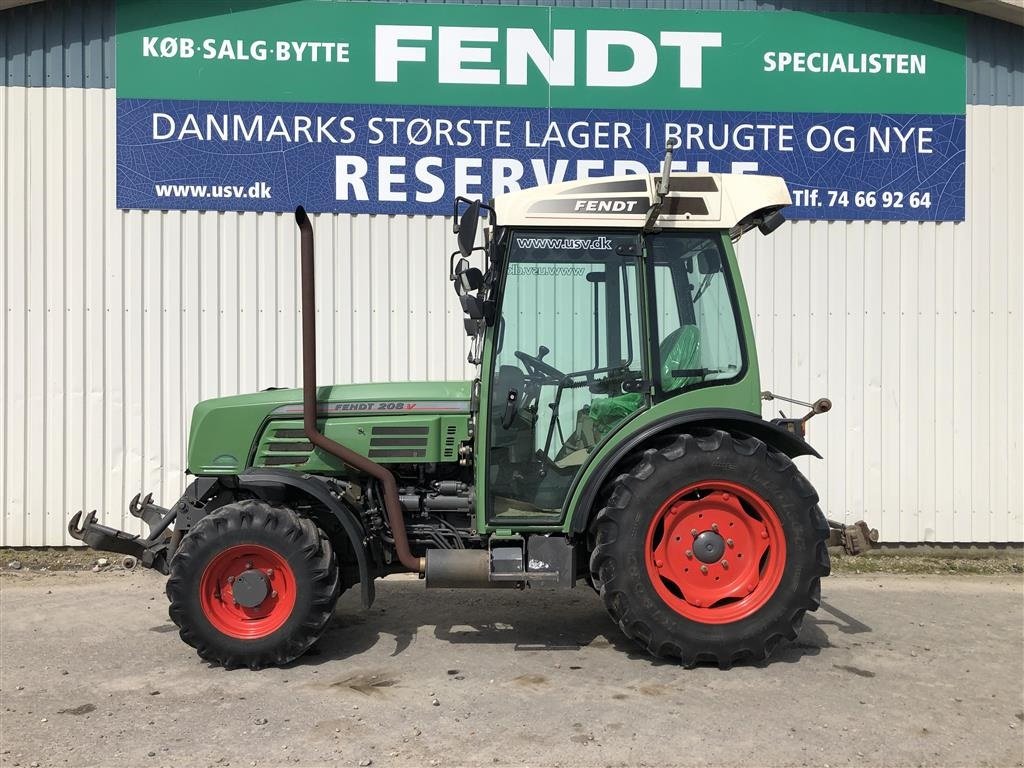 Traktor des Typs Fendt 208 V med Frontlift & Front PTO, Gebrauchtmaschine in Rødekro (Bild 1)