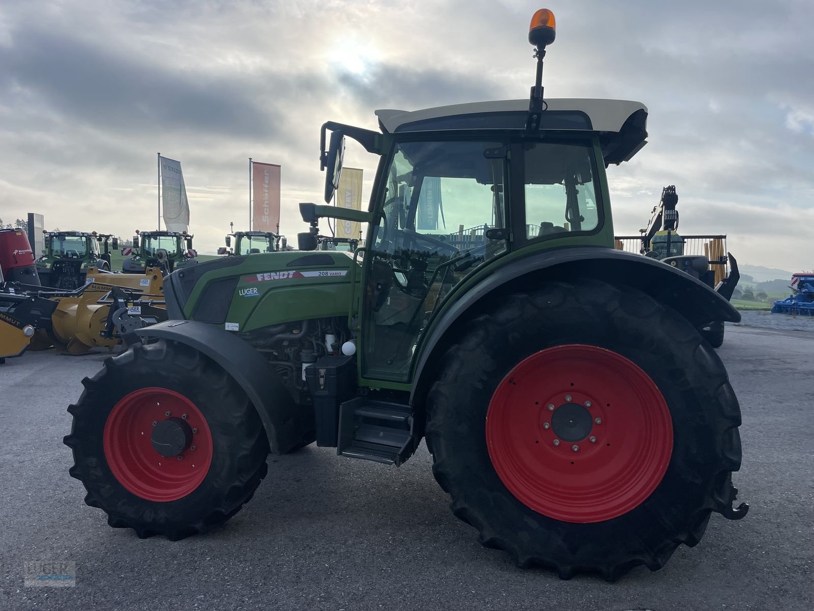 Traktor typu Fendt 208 Vario (Gen2), Gebrauchtmaschine v Niederkappel (Obrázek 8)