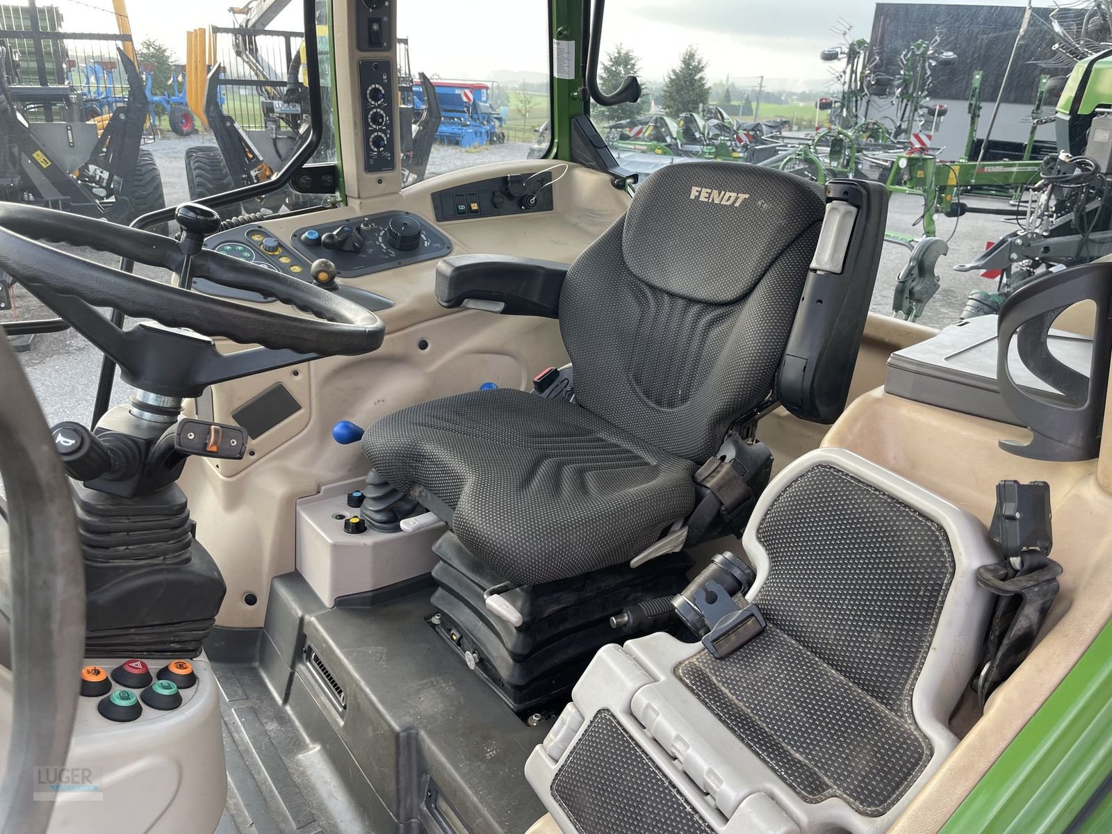 Traktor typu Fendt 208 Vario (Gen2), Gebrauchtmaschine v Niederkappel (Obrázek 11)