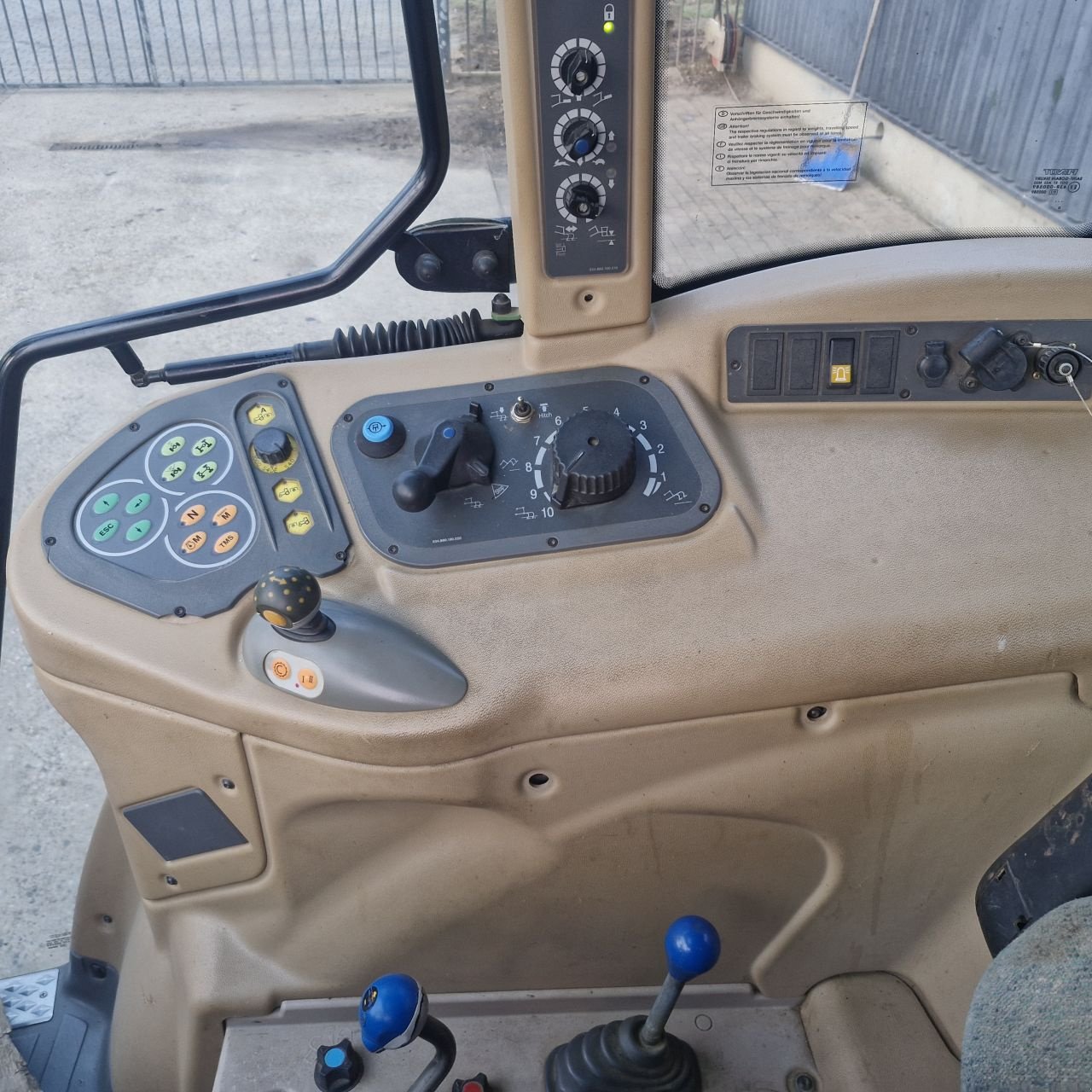 Traktor du type Fendt 208 vario tms, Gebrauchtmaschine en Daarle (Photo 7)