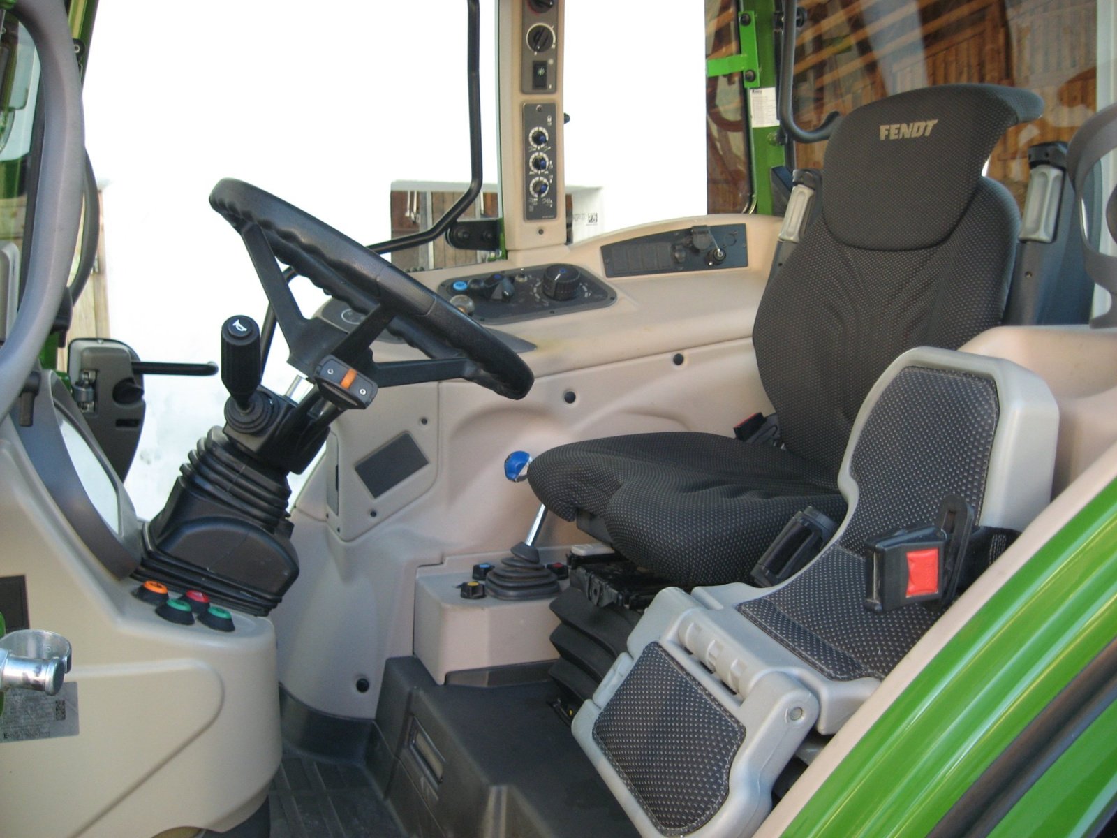 Traktor del tipo Fendt 208 Vario, Gebrauchtmaschine en Bad Griesbach (Imagen 3)