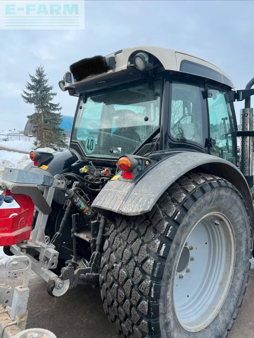 Traktor des Typs Fendt 208, Gebrauchtmaschine in Hamburg (Bild 4)