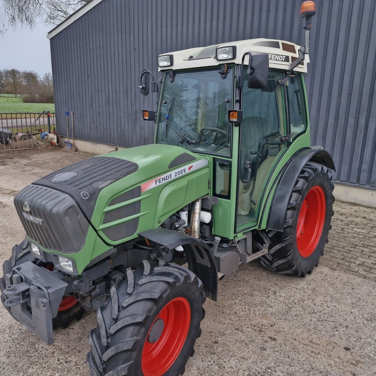Traktor of the type Fendt 208F Vario TMS, Gebrauchtmaschine in Daarle (Picture 1)