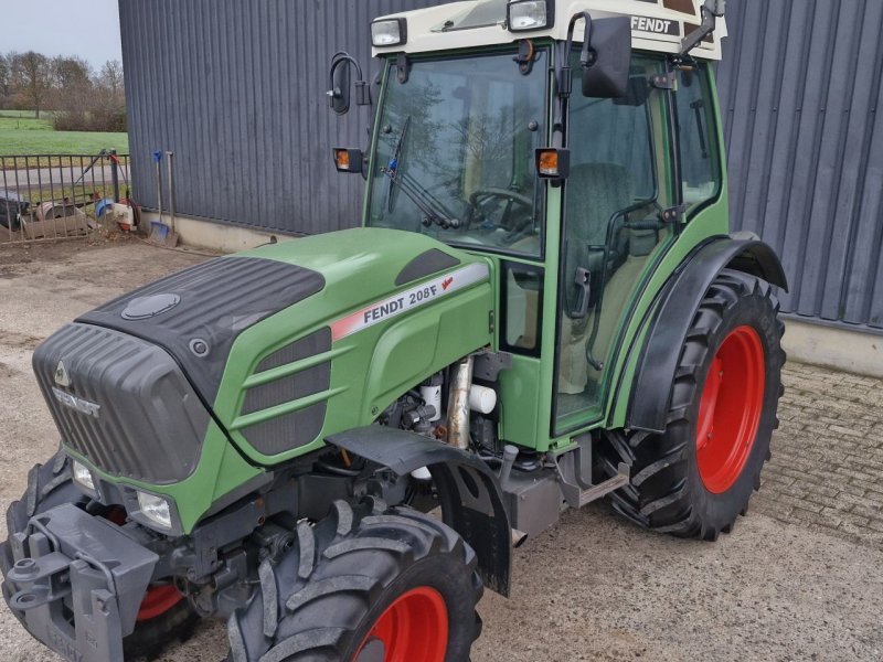 Traktor van het type Fendt 208F Vario TMS, Gebrauchtmaschine in Daarle (Foto 1)