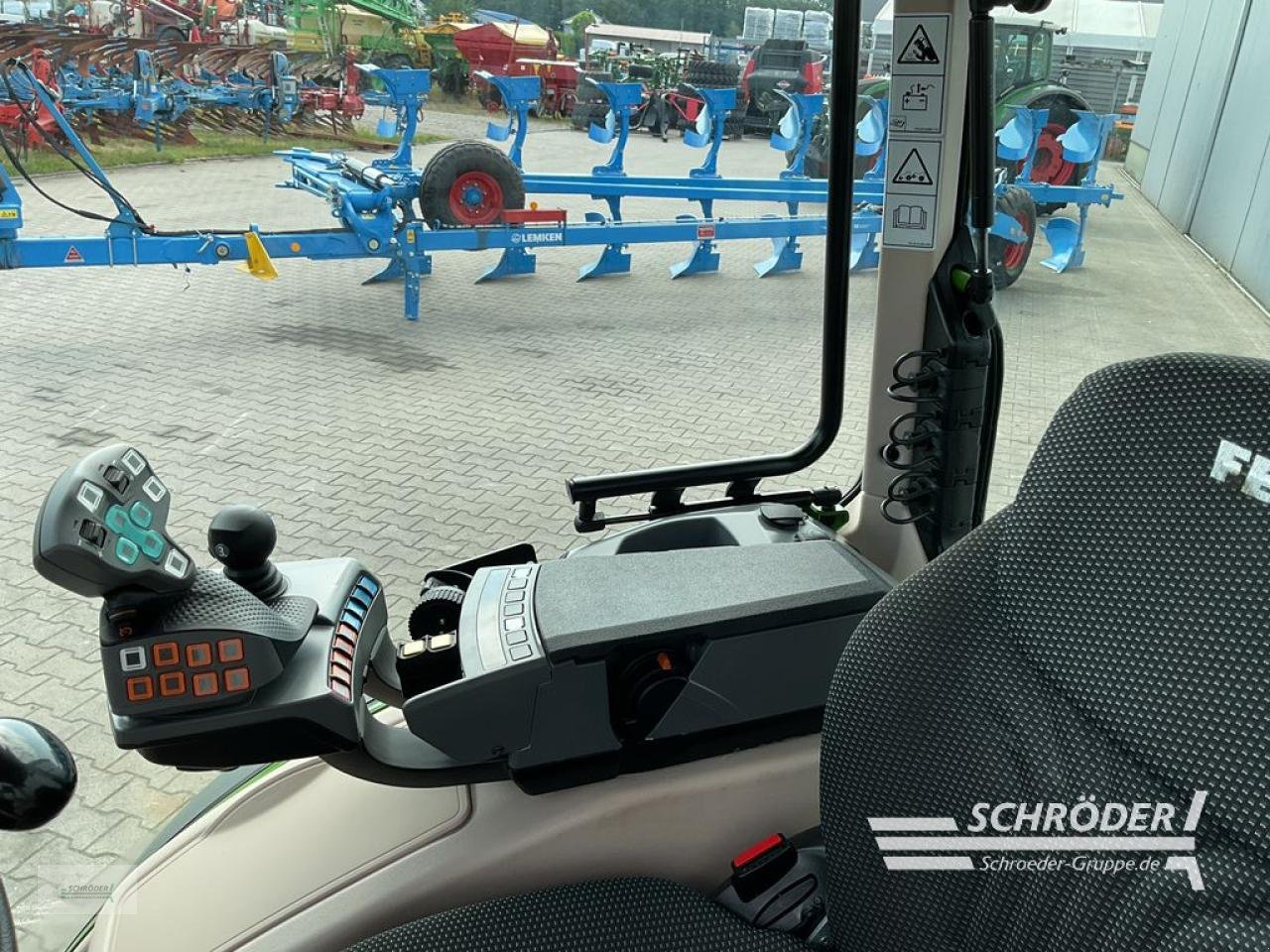 Traktor του τύπου Fendt 209 F VARIO GEN3 POWER, Gebrauchtmaschine σε Lastrup (Φωτογραφία 16)