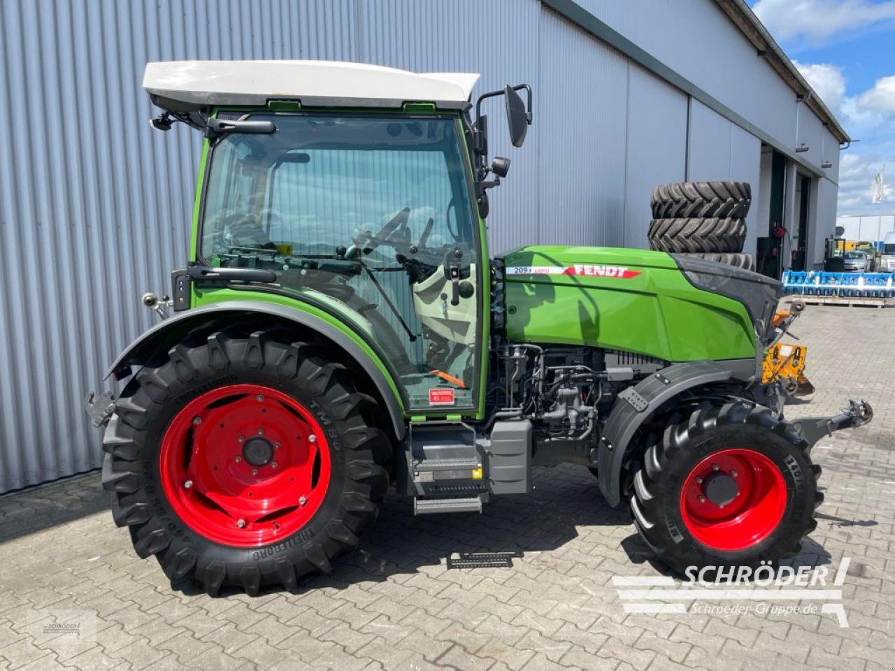Traktor от тип Fendt 209 F VARIO GEN3 POWER, Gebrauchtmaschine в Wildeshausen (Снимка 2)