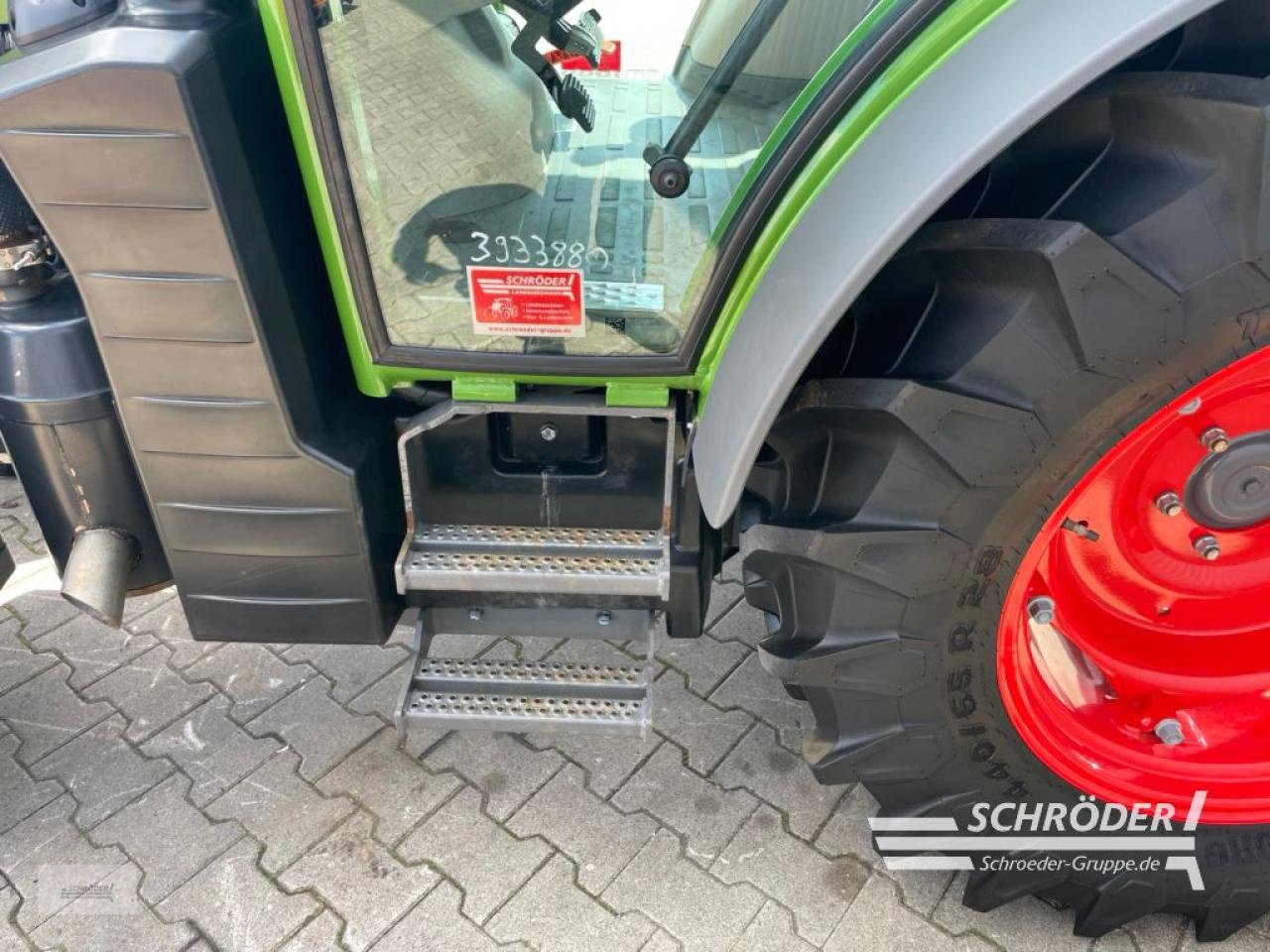 Traktor от тип Fendt 209 F VARIO GEN3 POWER, Gebrauchtmaschine в Wildeshausen (Снимка 16)