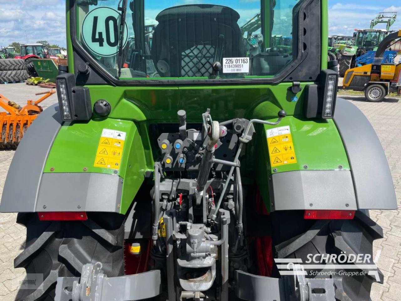 Traktor от тип Fendt 209 F VARIO GEN3 POWER, Gebrauchtmaschine в Wildeshausen (Снимка 18)