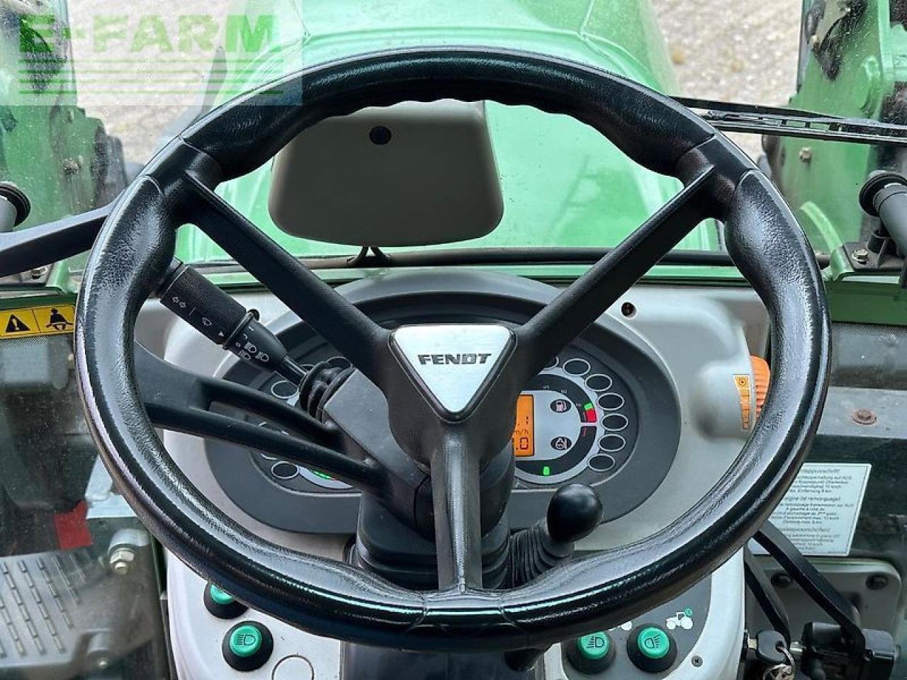 Traktor типа Fendt 209 s vario *frontlader fendt cargo 3x65*, Gebrauchtmaschine в STADTHAGEN (Фотография 13)